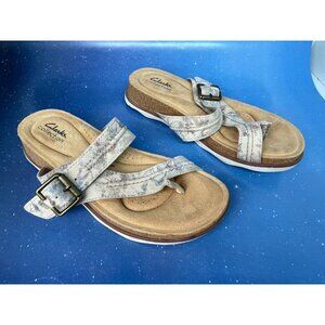 Clarks Collection Women's Sandals Comfort Slip-On with Buckle Strap 8US USED